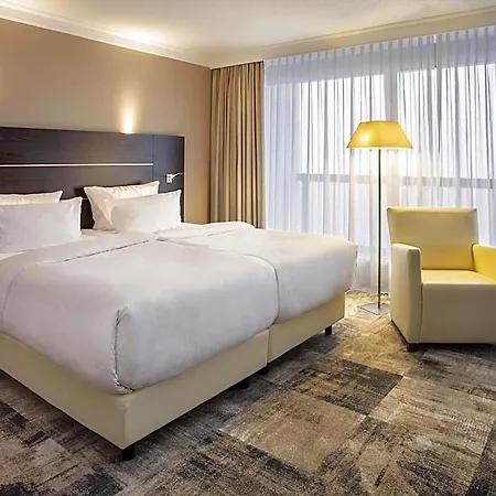 Mercure 4*
