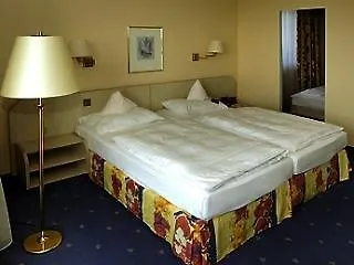 Mercure 4*