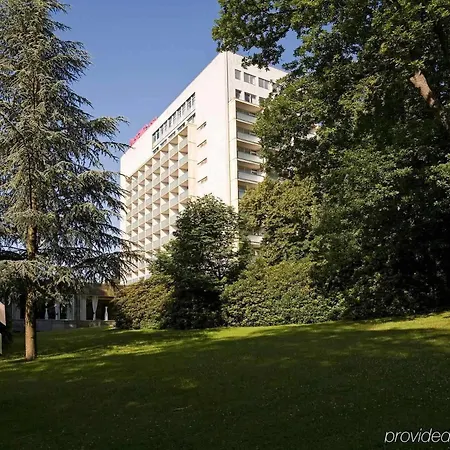 Mercure 4*